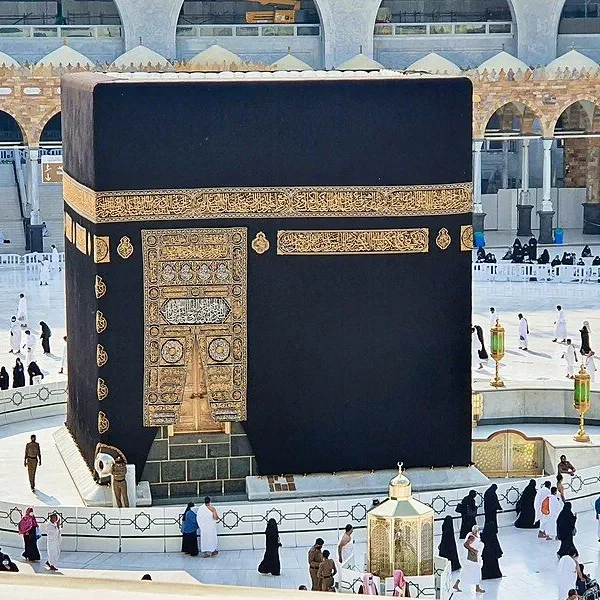 What Should You Focus on for a Smooth and Healthy Umrah Trip