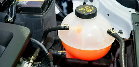 i30 Coolant Tank