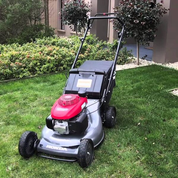 Honda self propelled mowers Brisbane