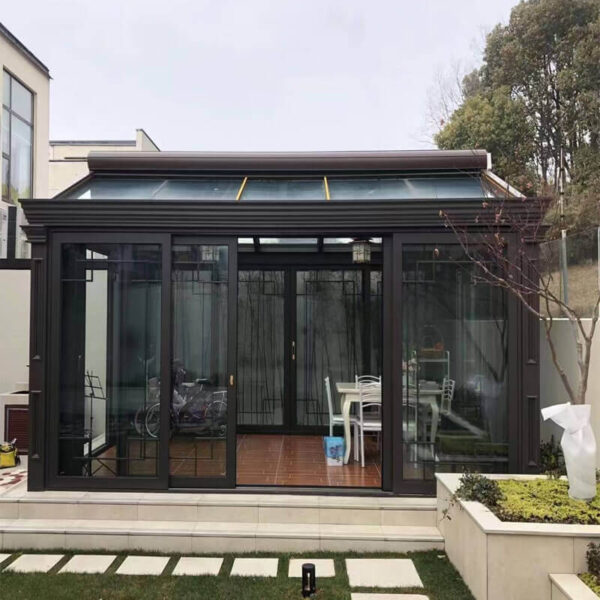 Experience the Difference with Heavy Duty Pergolas